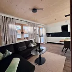 Hirschegg - Modernes Dorfchalet Mit Panorama Lejlighed Leutasch
