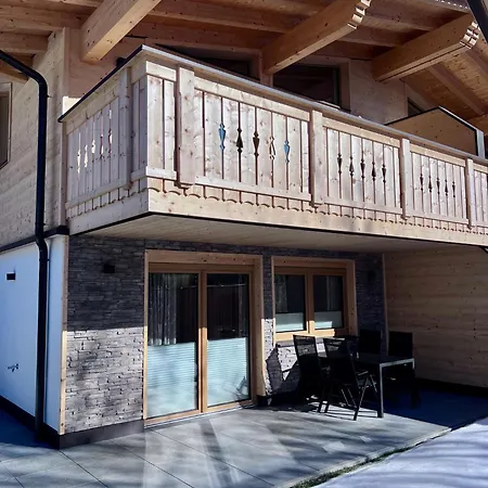 Hirschegg - Modernes Dorfchalet Mit Panorama