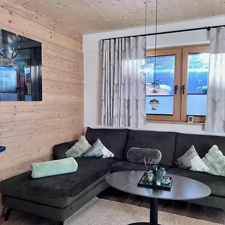 公寓 Hirschegg - Modernes Dorfchalet Mit Panorama *