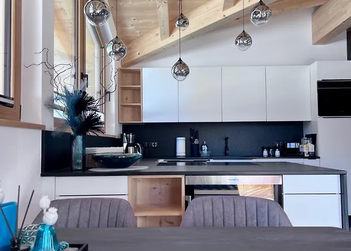 Hirschegg - Modernes Dorfchalet Mit Panorama * Leutasch